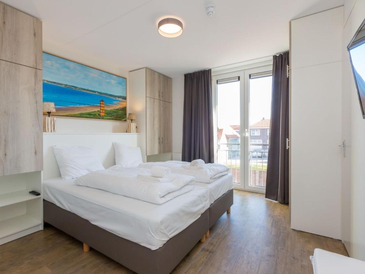 Luxurious Apartment In Zoutelande Near Beach Екстериор снимка